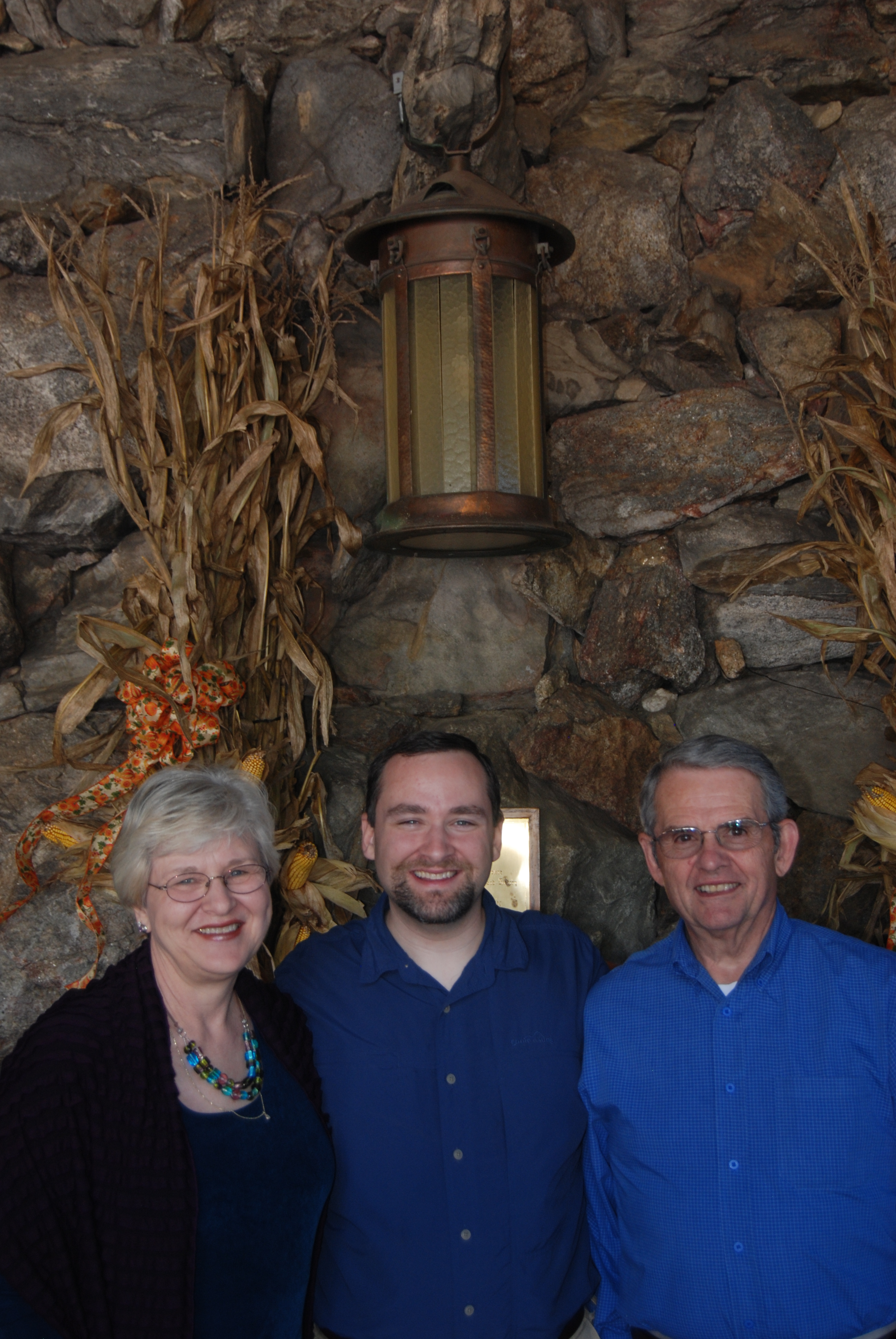 MomDadandIMaryEtta's95th.JPG